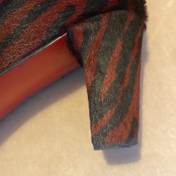 Hester Van Eeghen (Amsterdam) Black/Red Zebra Stripe Pony Hair Booties - Sz 41 - Picture 6 of 12